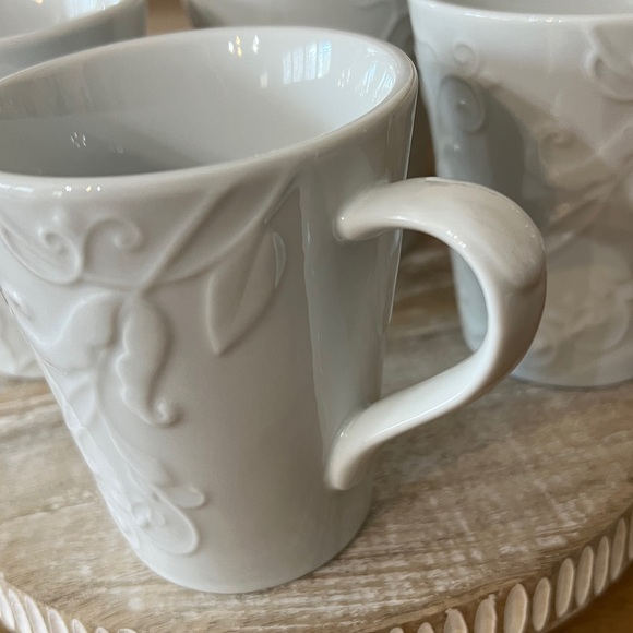 Corning Corelle Coordinates Bella Faenza White Embossed Porcelain Mugs Set of 4 - Picture 3 of 5